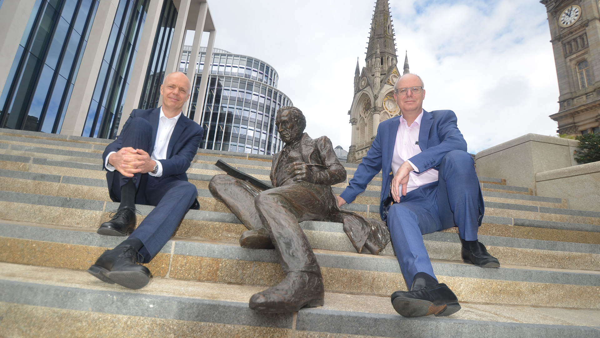 (L-R) Rob Groves of Argent and Ian Holder of Mazars